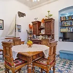 公寓 Old Sailor S House 木洛希尼