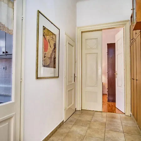 شقة Old Sailor S House مالي لوشينغْ